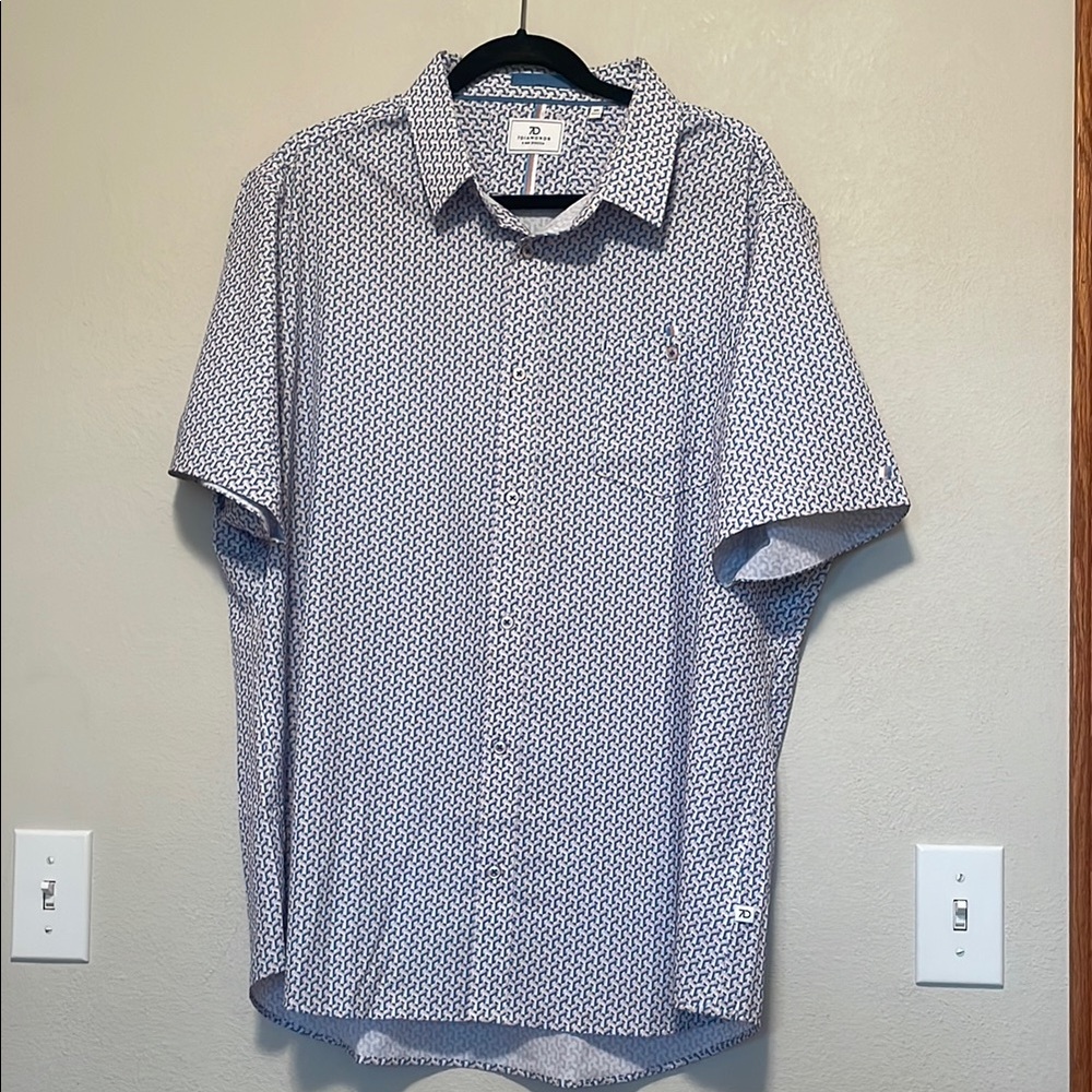 Men’s 7 Diamonds Short Sleeve Button Shirt